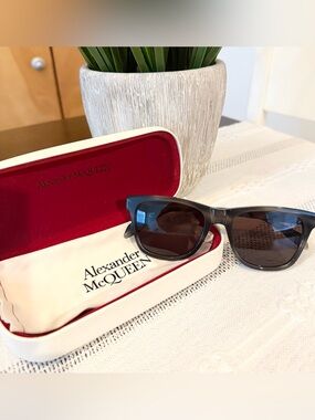Alexander McQueen Sunglasses